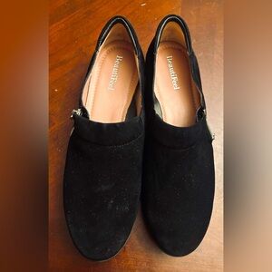 Beautifeel European Size 39 Women’s Suede Slip-ons with zipper BRAND NEW